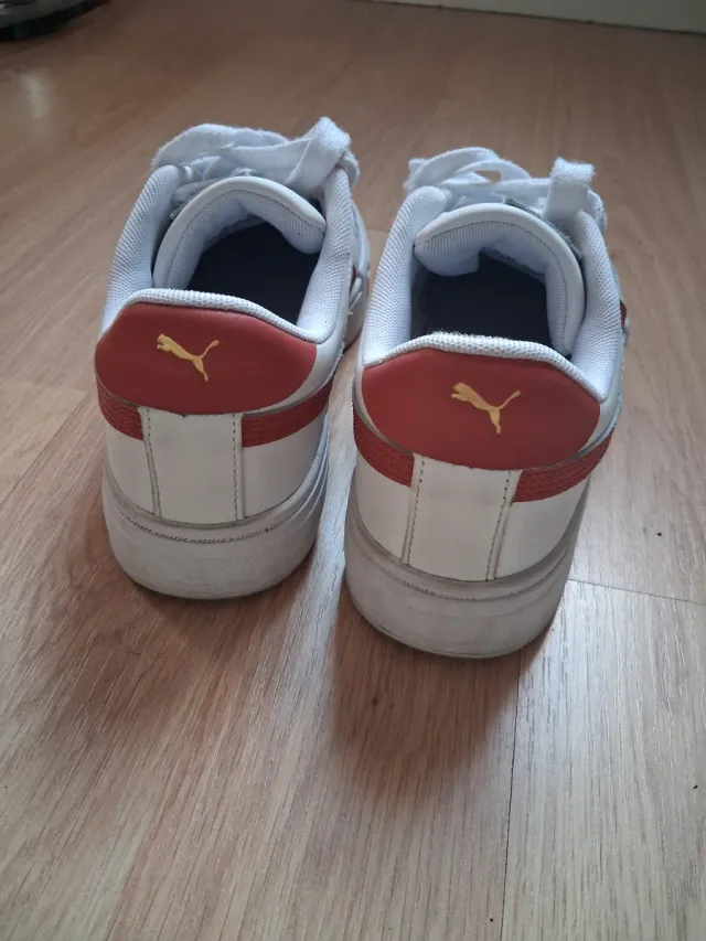 Zapatillas Puma Blancas y Rojas Talla 38