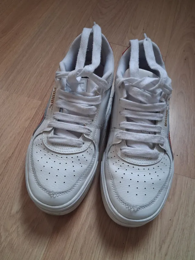 Zapatillas Puma Blancas y Rojas Talla 38