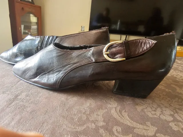 Zapatos de piel marrones Talla 39