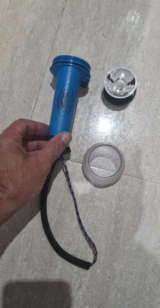 Linterna de buceo o submarinismo