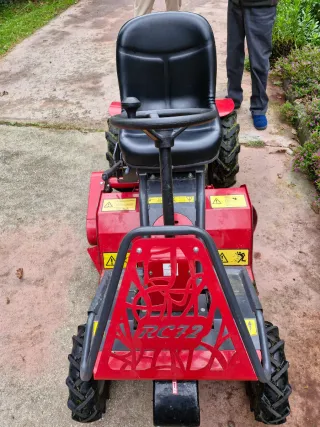 Tractor desbrozador RC72 Rojo