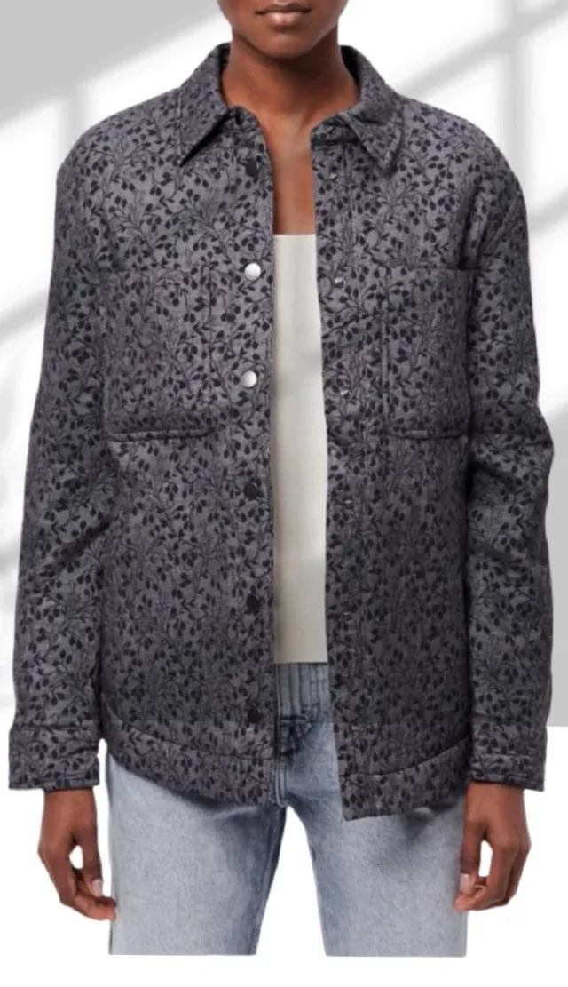 Chaqueta acolchada. Talla amplio.