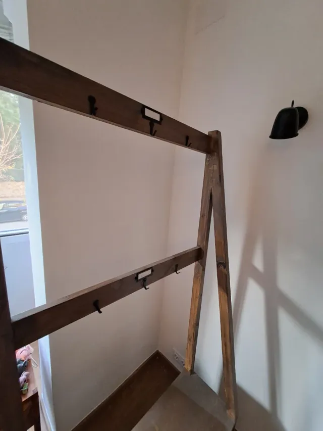 Mueble entrada zapatero perchero banco.