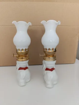 Coppia di lampadari in ceramica a forma di elefante