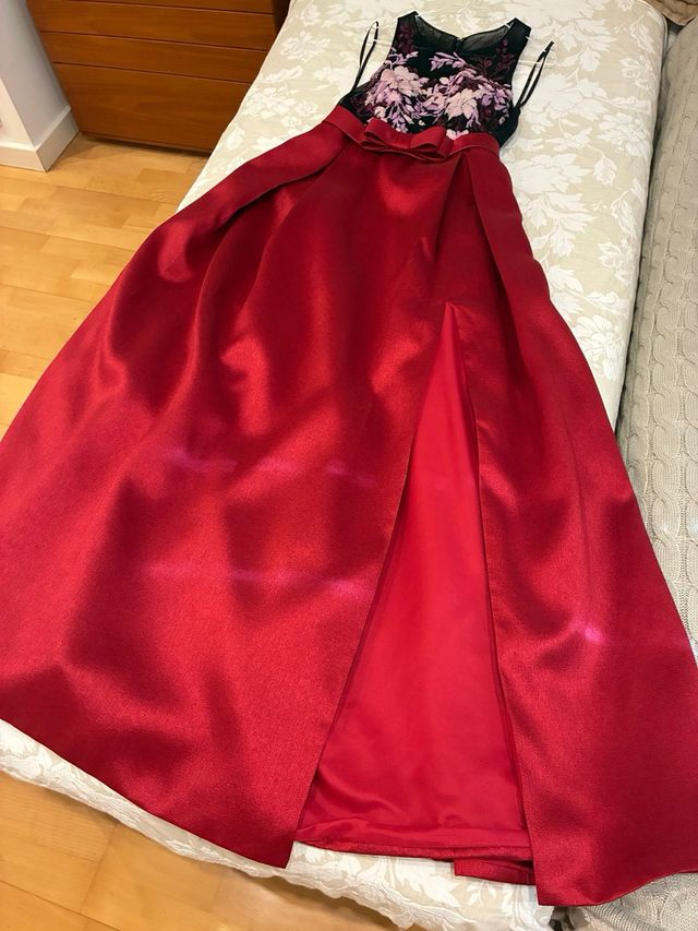 Elegante vestido fiesta/madrina boda en burdeos