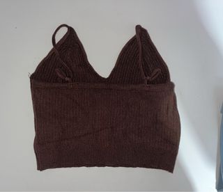 Top de niña marrón de punto