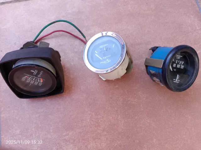 Relojes Temperatura y Aceite Coche