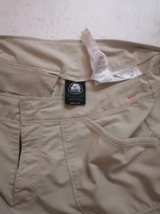 Pantalón Desmontable Nike Beige