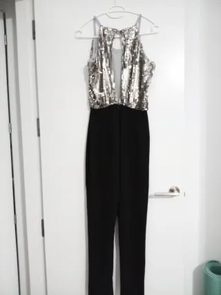 Mono fiesta lentejuelas plateadas y negro