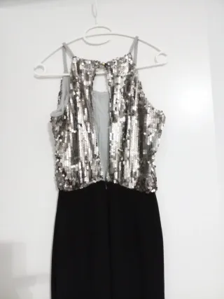 Mono fiesta lentejuelas plateadas y negro