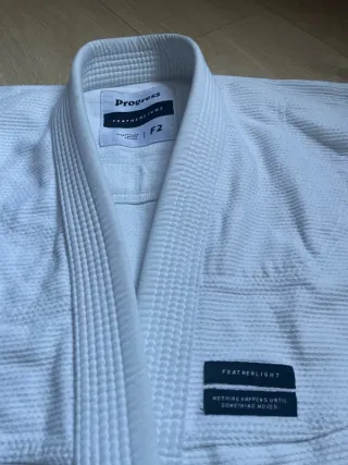 Kimono BJJ F2 Progress Featherlight Blanco