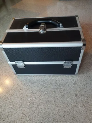 Maletín maquillaje profesional grande negro y plat