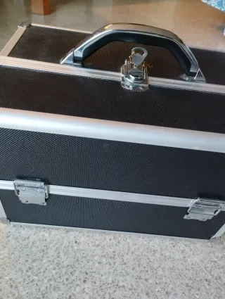 Maletín maquillaje profesional grande negro y plat