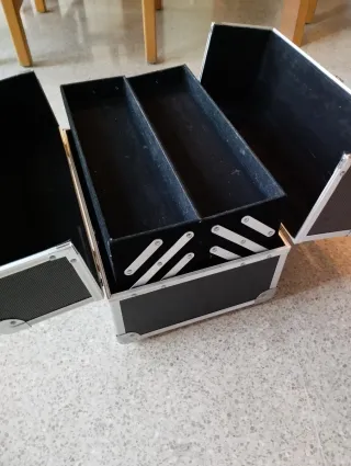 Maletín maquillaje profesional grande negro y plat