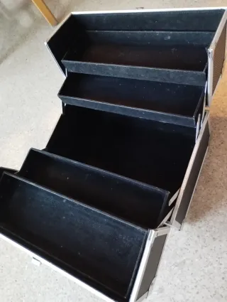 Maletín maquillaje profesional grande negro y plat