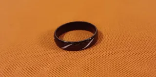 Anello vintage metallo e smalto