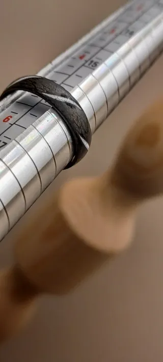 Anello vintage metallo e smalto