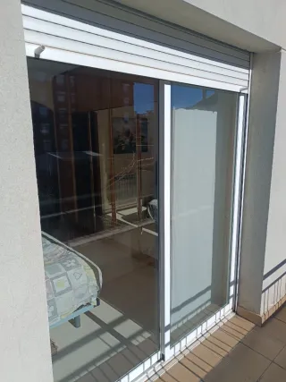 Puertas correderas aluminio blanco