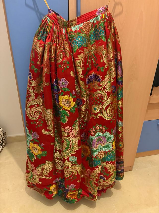 Alquiler/ venta Traje de Fallera Multicolor