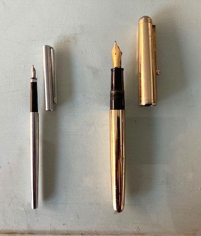 2 Plumas Estilográficas Plata y Oro