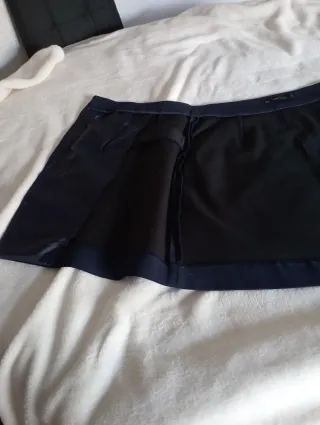 Minifalda Zara azul marino botones