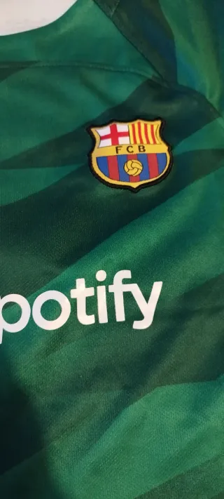 Conjunto deportivo niño/niña  verde