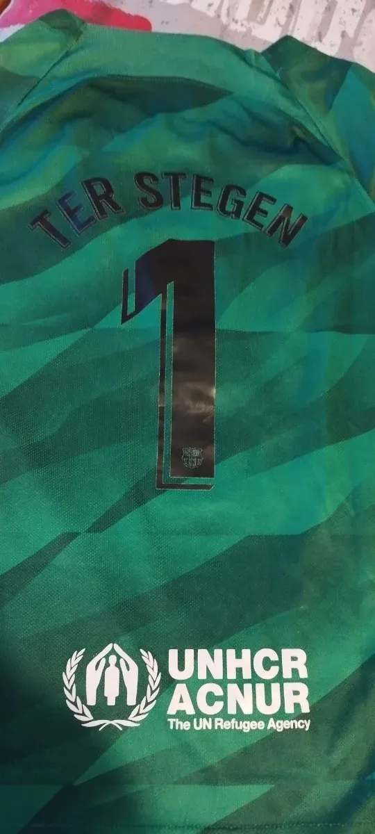 Conjunto deportivo niño/niña  verde