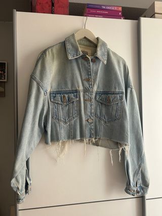 Chaqueta vaquera corta Zara Talla S