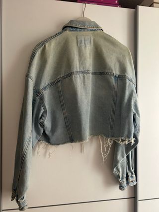 Chaqueta vaquera corta Zara Talla S