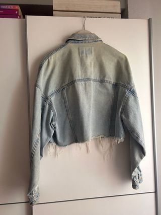 Chaqueta vaquera corta Zara Talla S