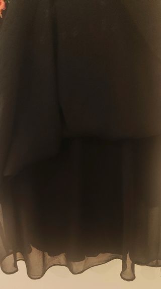 Vestido Zara bordado plumetí negro .