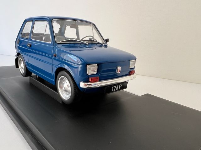 Fiat 126P 1972 Scala 1:18 MCG