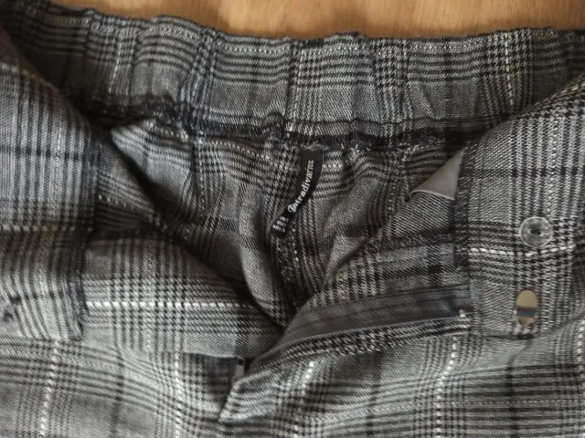 Pantalón cuadros Stradivarius Talla S
