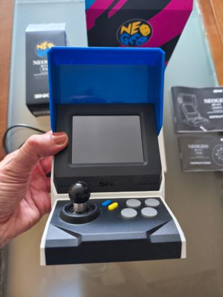 Neo Geo Mini + Mando Adicional (Sin Uso)
