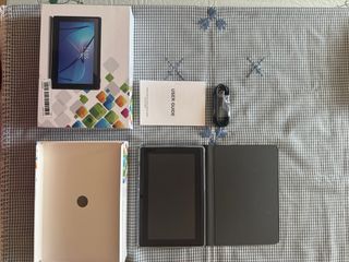 Tablet Android Negra con Funda