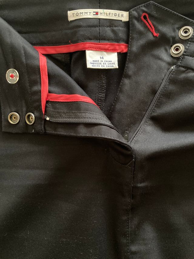 Falda negra midi Tommy Hilfiger