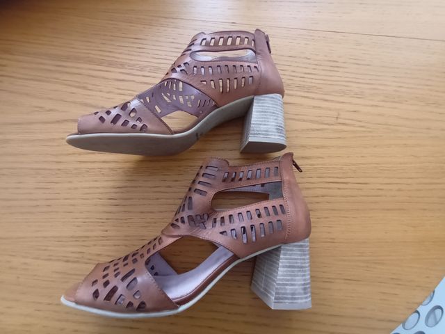 Sandalias Cayetano Giménez Piel Marrón