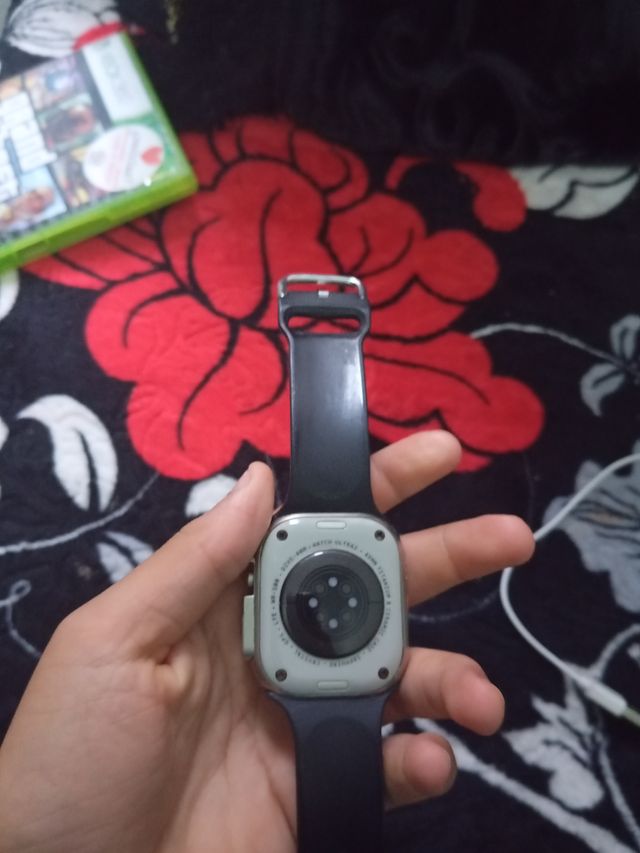 Reloj Inteligente Negro y Plateado