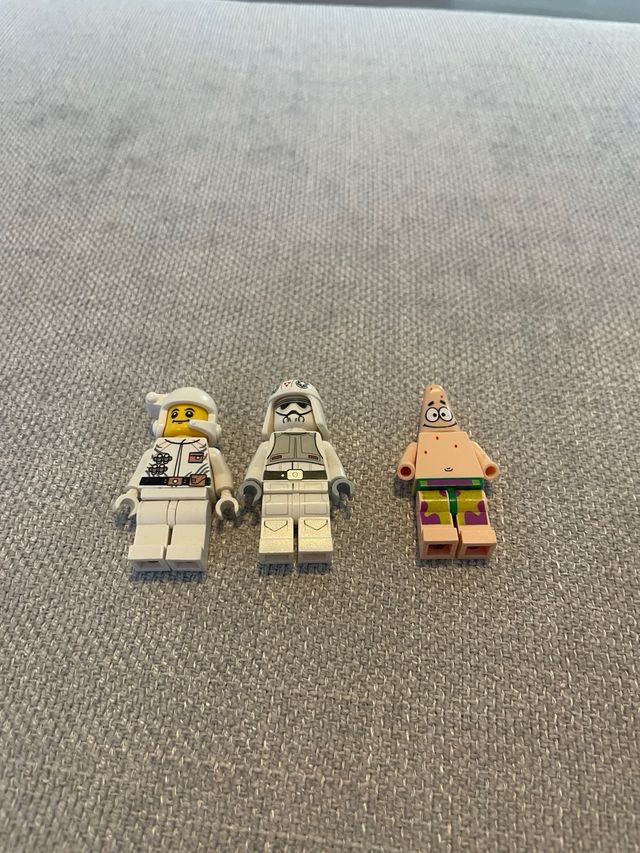 Lego Minifiguras Star Wars y Bob Esponja