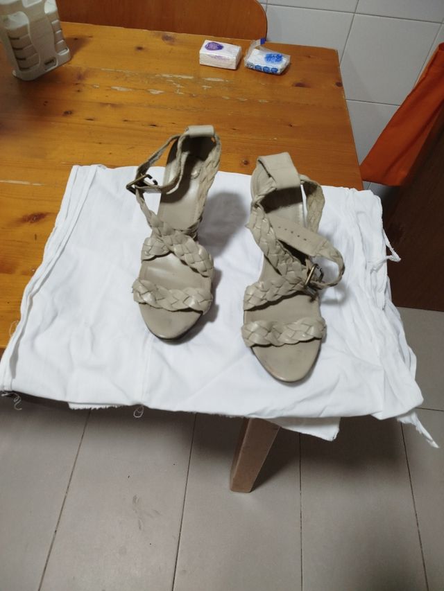 Sandalias Verano Beige Talla 40