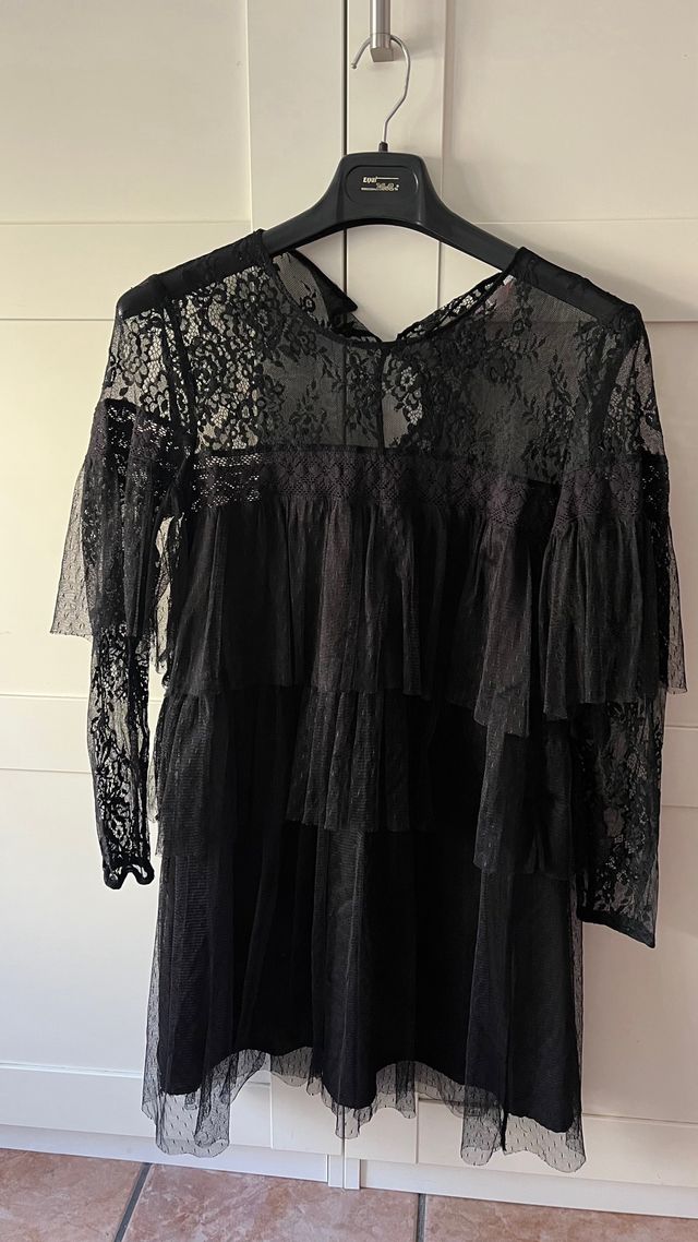 Vestido Zara Negro Encaje Tulle