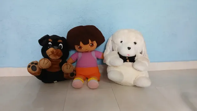 LOTE Peluches Grandes Dora La Exploradora y Perros