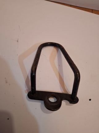 Patilla protector cambio bicicleta