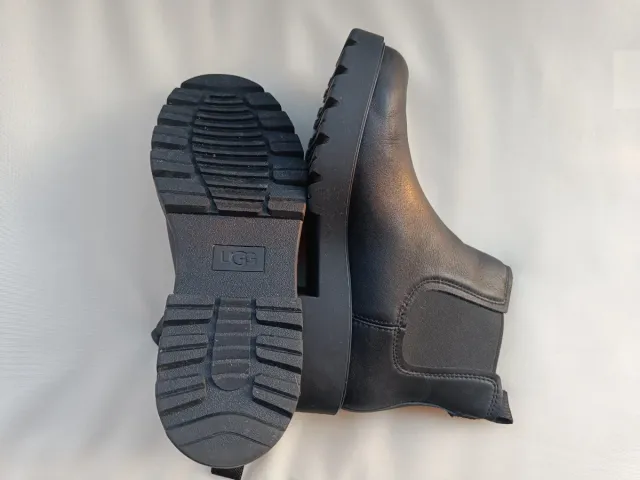 Botas UGG Chelsea Negras Mujer