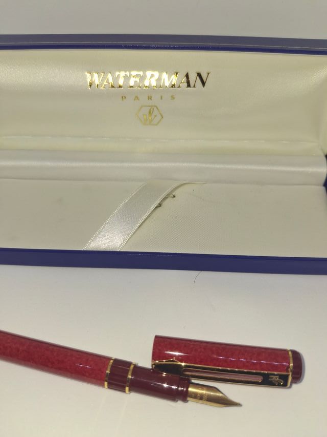 Pluma estilográfica Waterman Paris – Roja marmolad