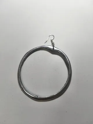 Orecchini a cerchio grandi