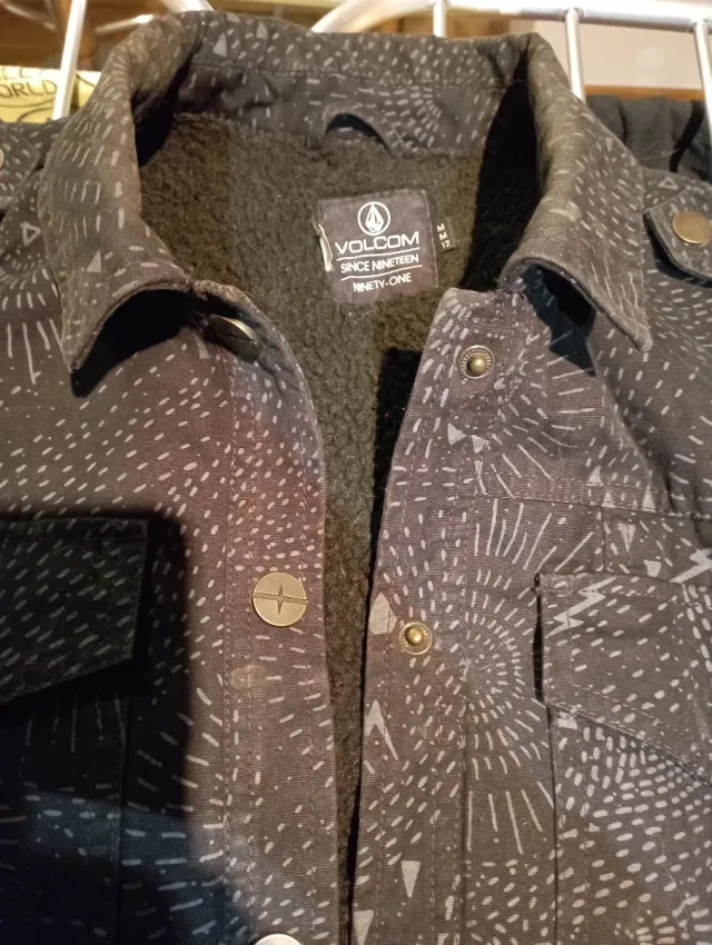 Chaqueta Volcom Talla M Estampada Forrada
