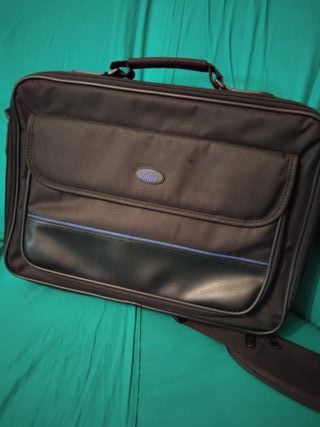 Funda para PC o Tablet Value Negra