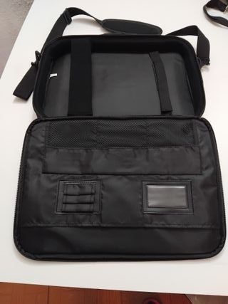 Funda para PC o Tablet Value Negra