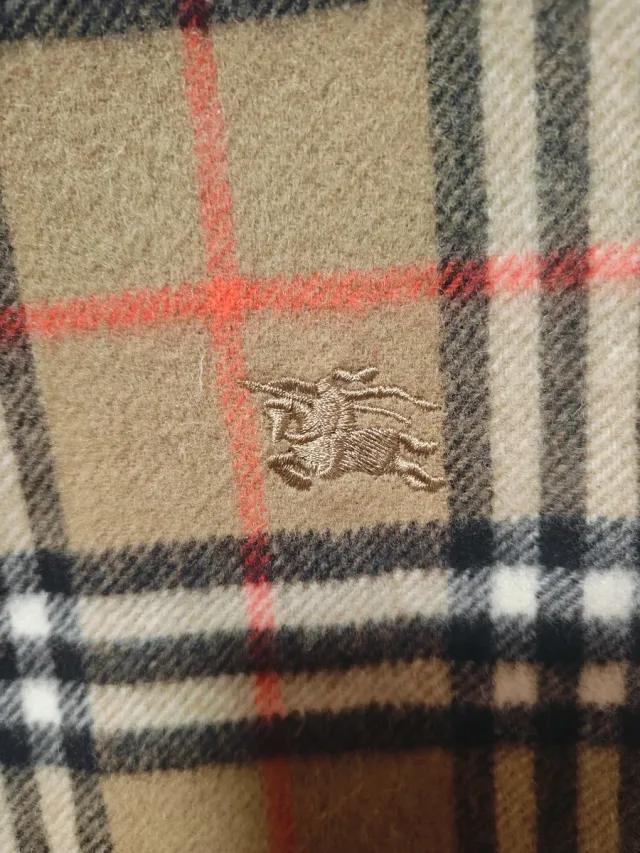 Bufanda Burberry Mujer Beige Cuadros Clásicos